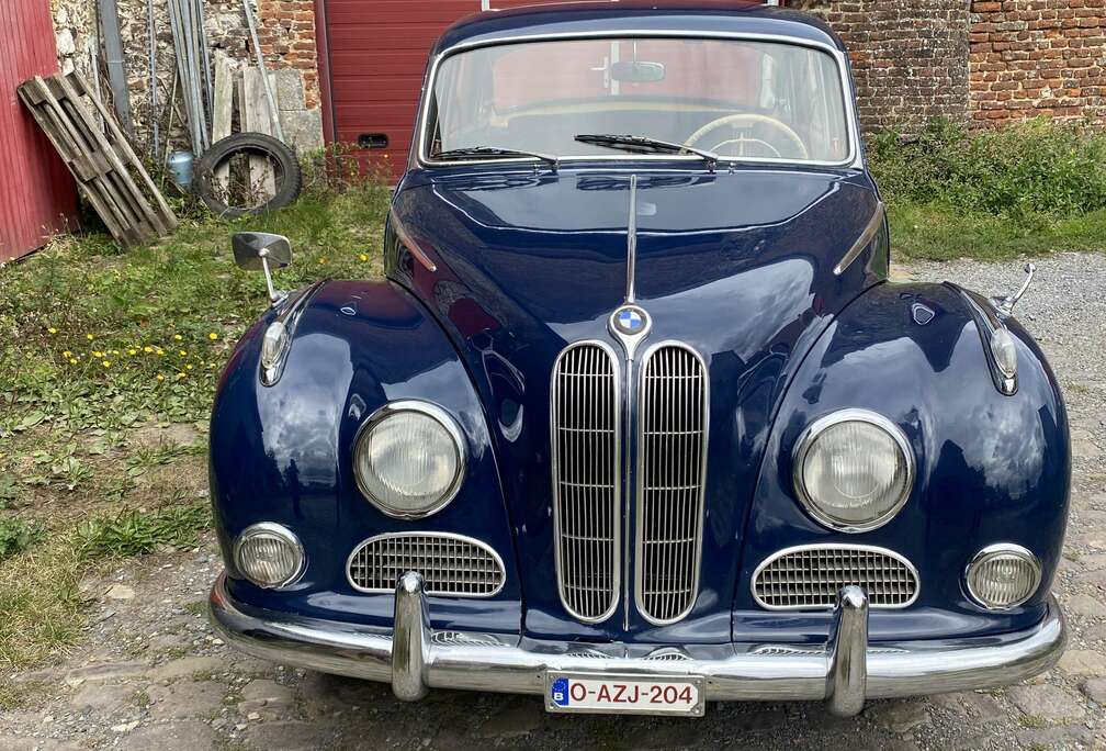 BMW 502