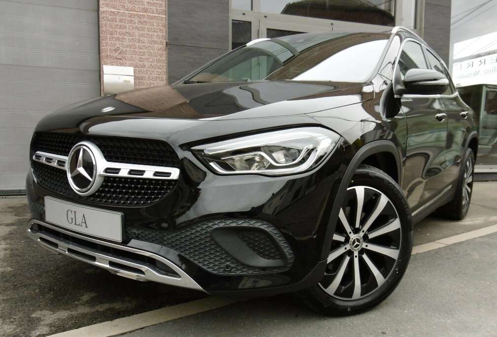 Mercedes-Benz GLA 200 d Business Solution / Cuir / Caméra