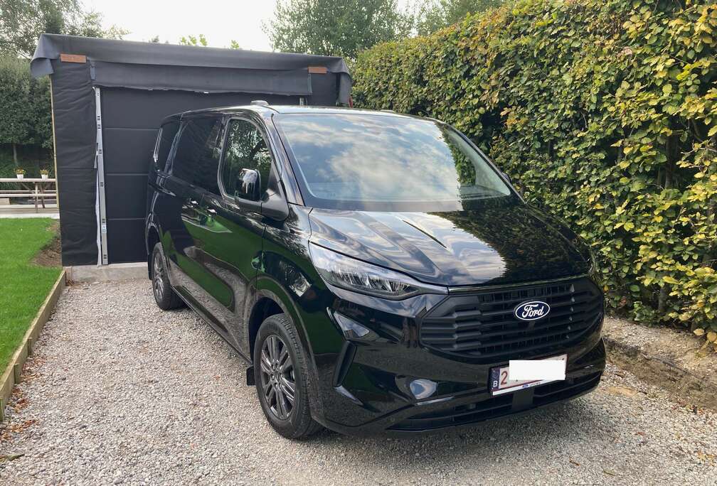 Ford 300S LIMITED 2.0TD136 T6.2 A8 FWD SWB