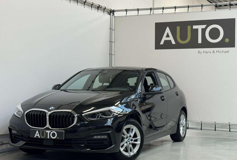 BMW 118iA Advantage *LED*STUURVERW*CARPLAY*PDC*