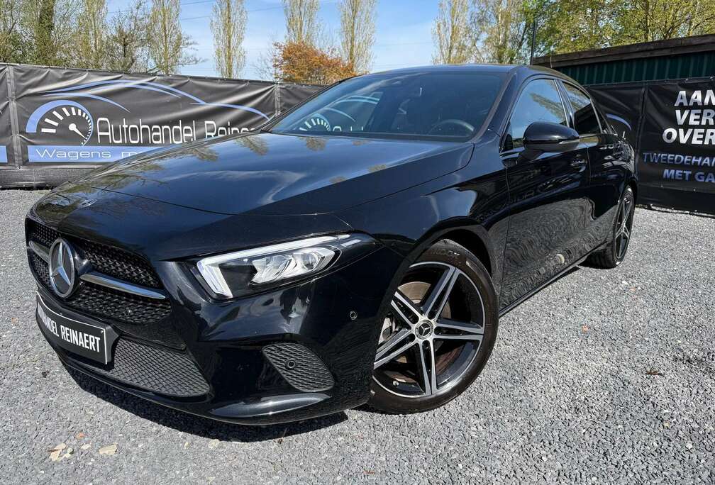 Mercedes-Benz A 200 Launch edition (EU6.2), Xenon, Airco, Leder + 12m Garantie