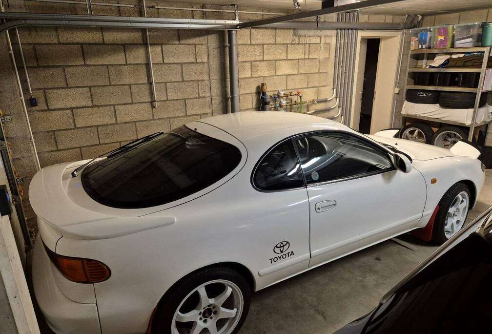 Toyota T18 1.6 STI