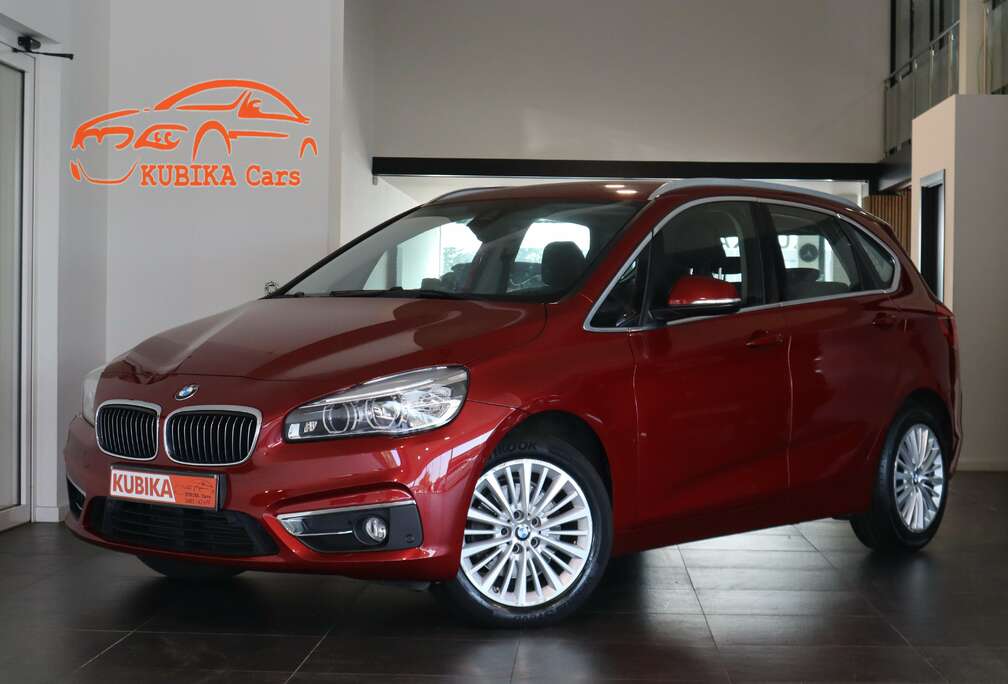 BMW Active Tourer 220iA Luxery Leer Navi Garantie *