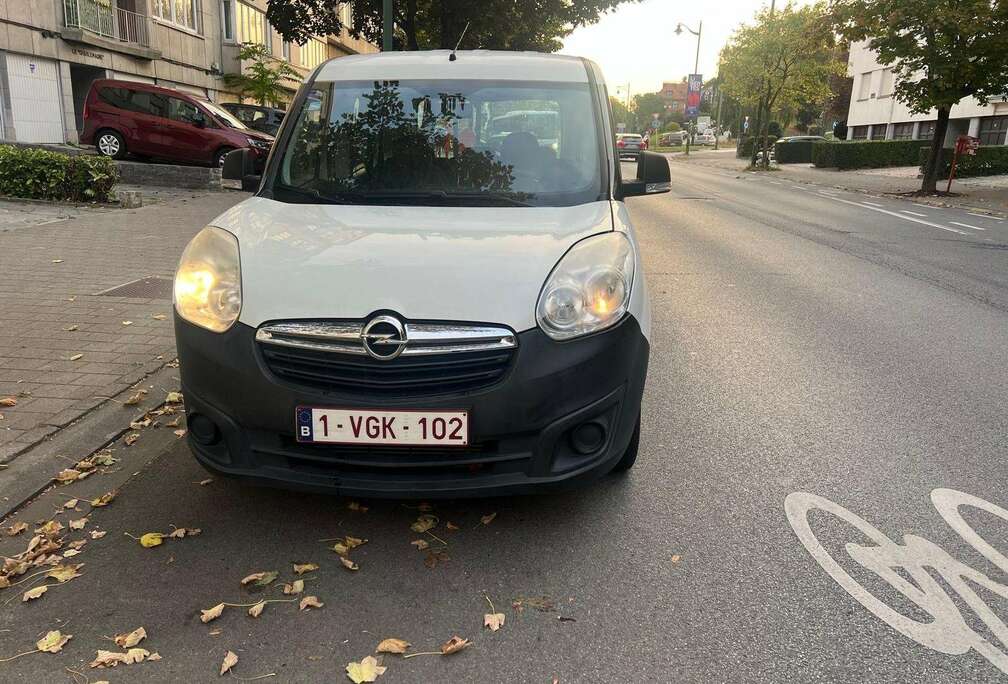 Opel 2013, 5 Places, Diesel, 137000km, Euro 5