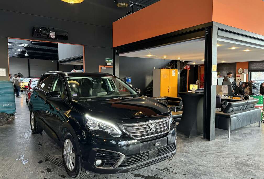 Peugeot 1.2-5 PLACES AVEC POSSIBILITÉ DE PASSER  7 PLACES