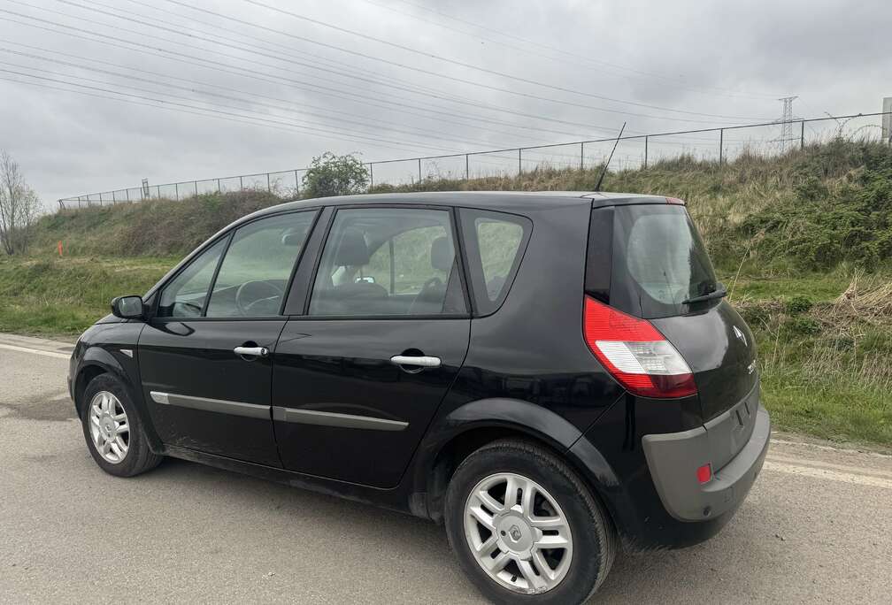 Renault 2.0 BENZINE / FULL OPTIE / KEURING