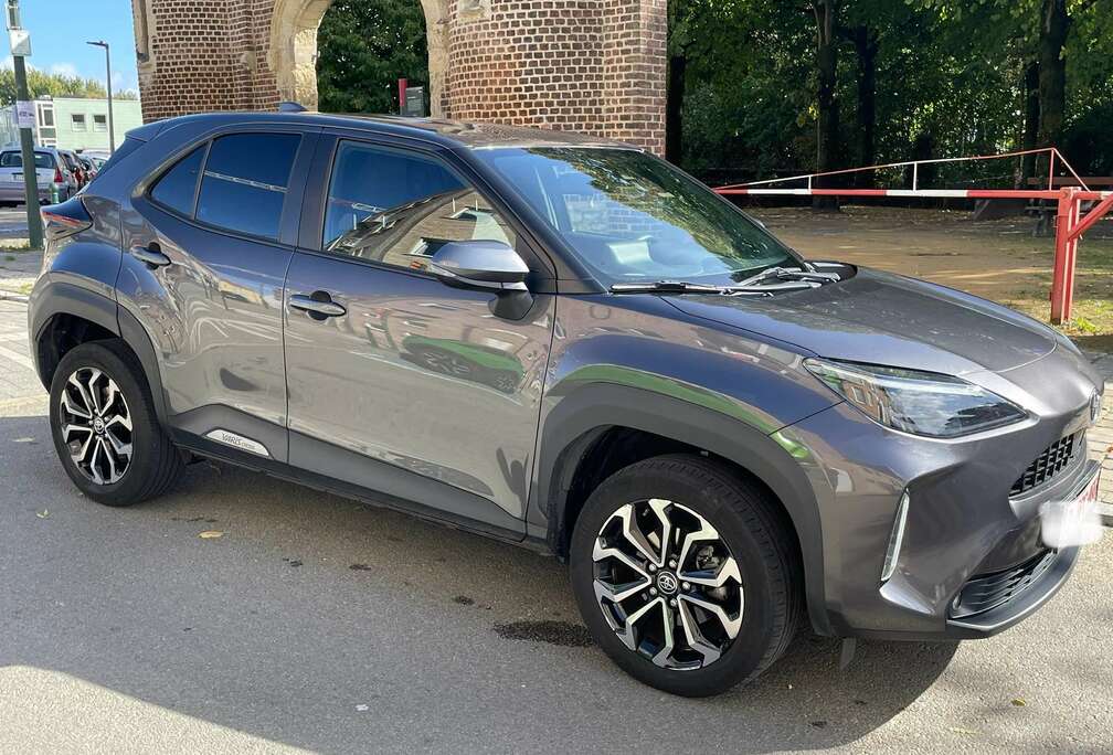 Toyota Yaris Cross Hybrid 1.5i VVT-i FULL OPTION 1 ER PRO