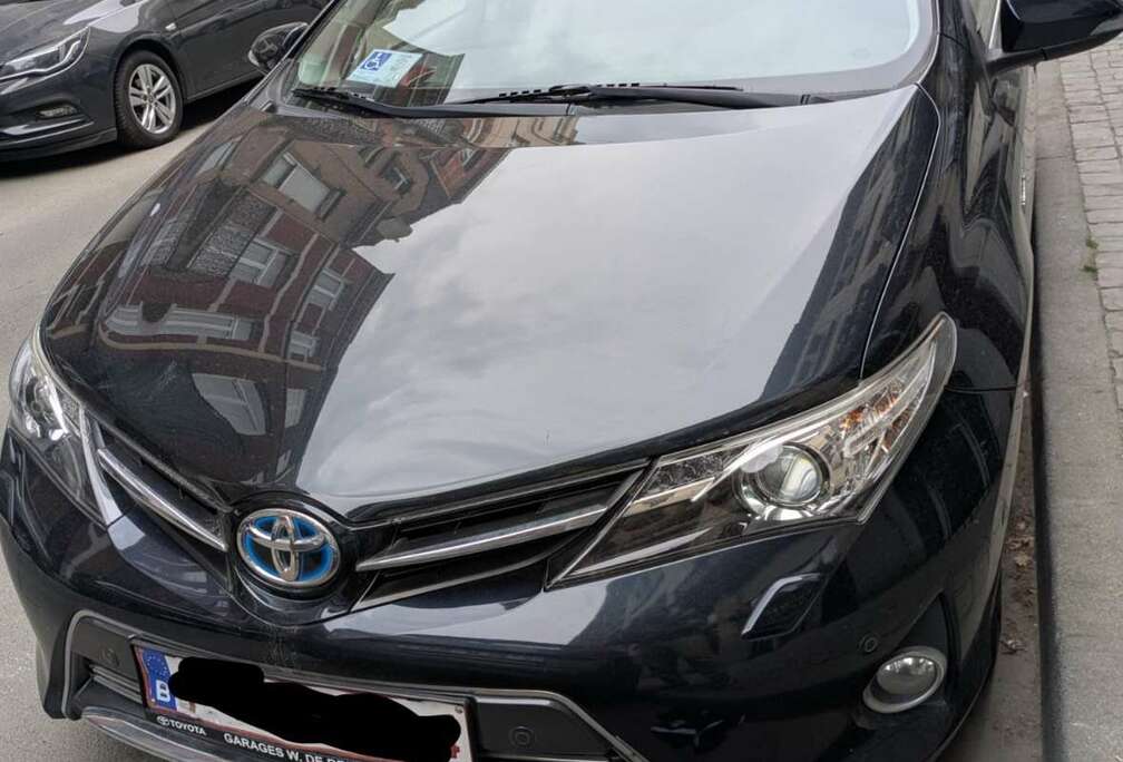 Toyota 1.8 Hybrid Executive