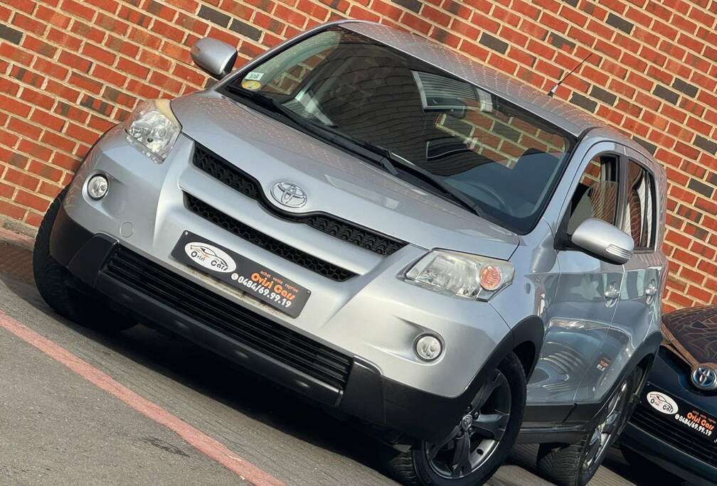 Toyota / CARNET D’ENTRETIEN COMPLÈTE //