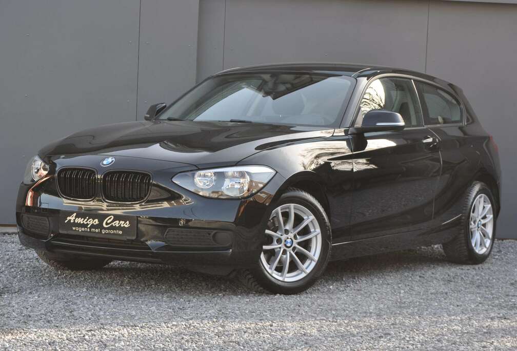 BMW 114i - WEINIG KILOMETERS - ALS NIEUW