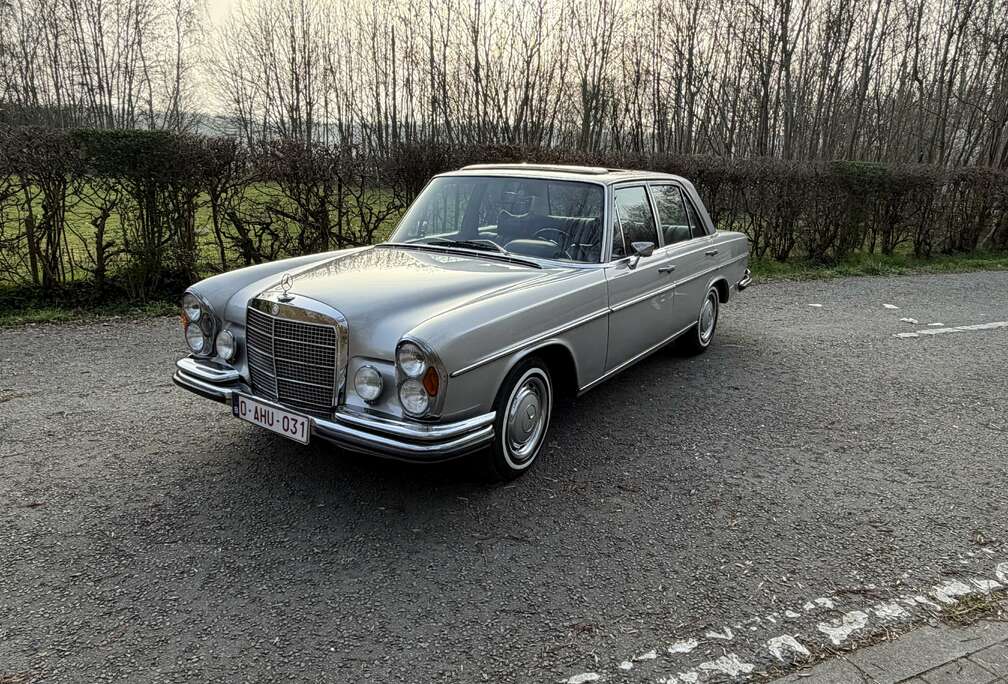 Mercedes-Benz Se280 3.5 V8 AUTOMATIQUE/TOIT OUVRANT