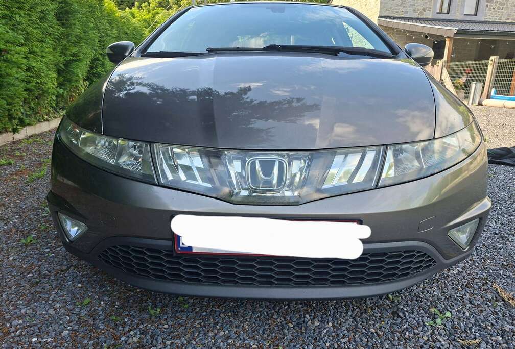 Honda Civic 1.4i