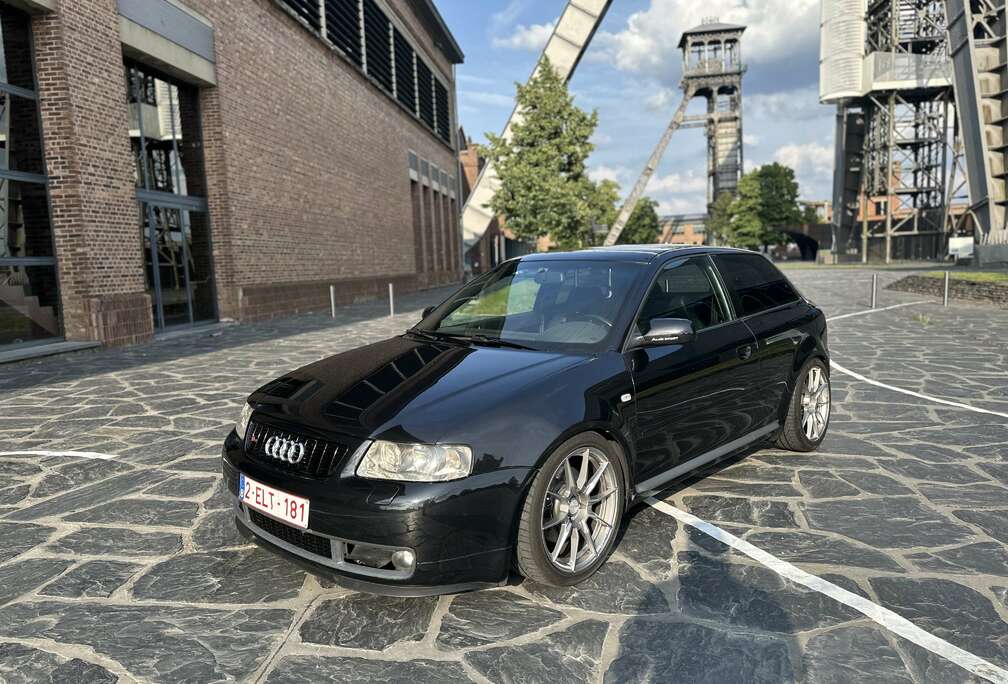 Audi 1.8 T quattro