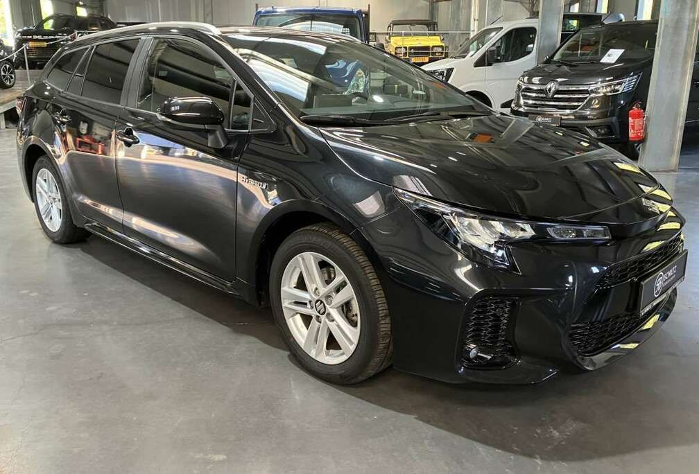 Suzuki 1.8 GL+ Hybrid Auto