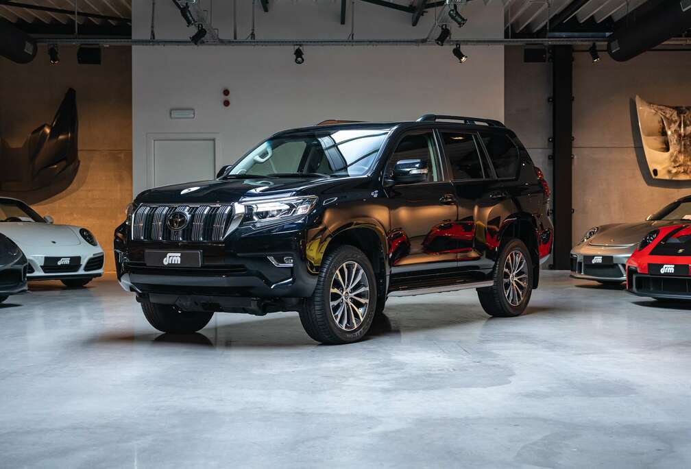 Toyota Land Cruiser 2.8 D-4D Country - FULL - 7 seats