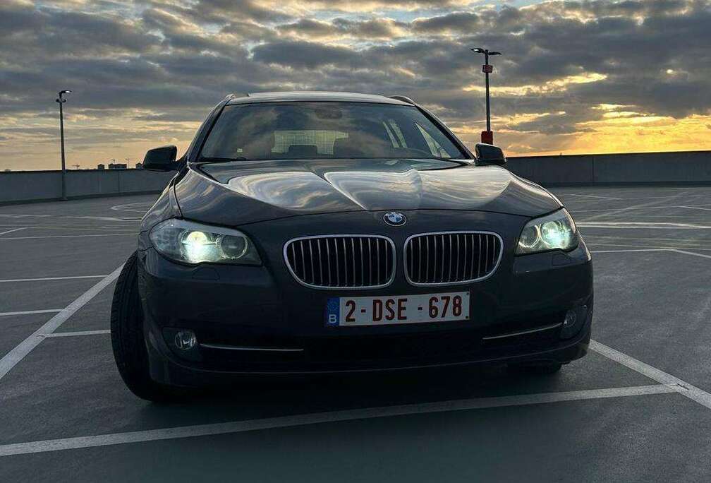 BMW Touring 523iAS