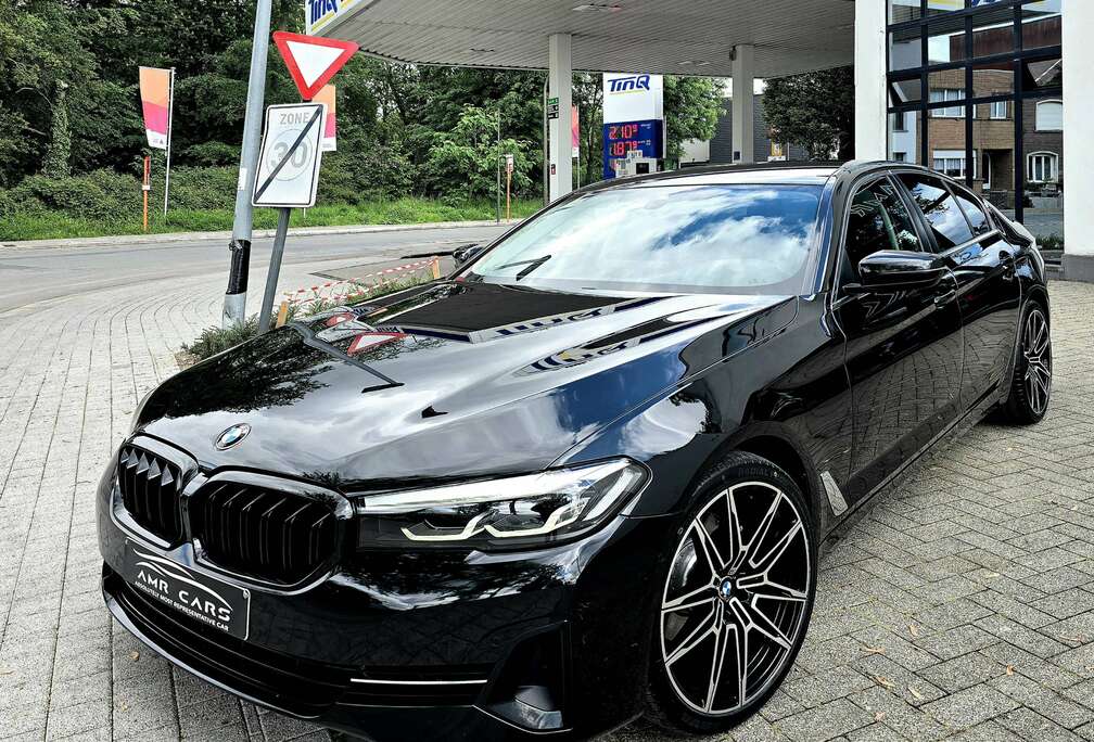 BMW 518DA 2.0d-LED-Leder-Virtual-Camera-PrivacyGlass-Heated Seats-Trekhaak-