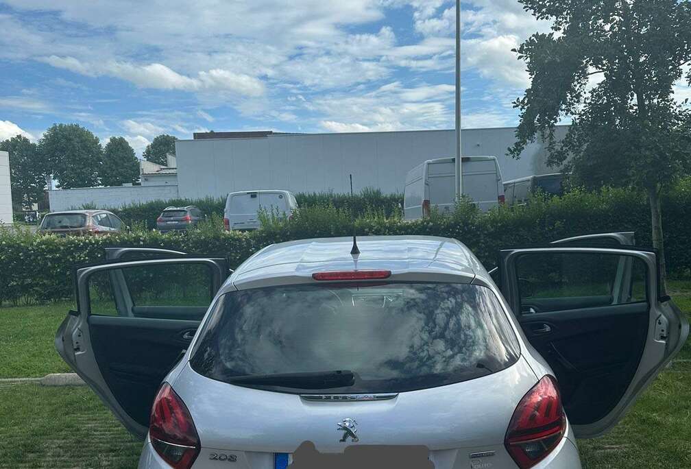 Peugeot 1.0i PureTech Like