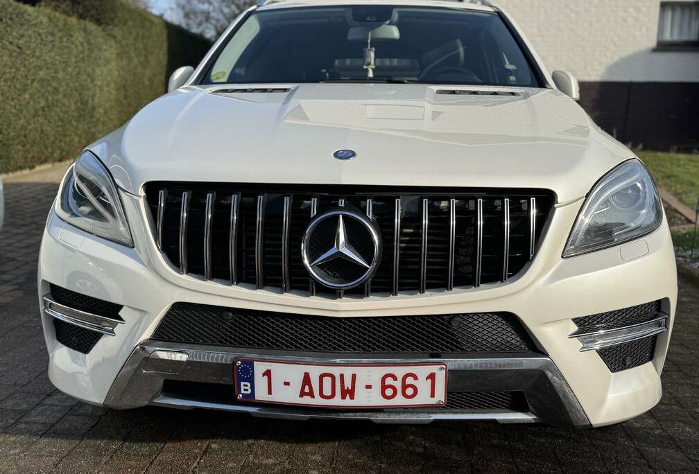 Mercedes-Benz BlueTEC 4MATIC 7G-TRONIC
