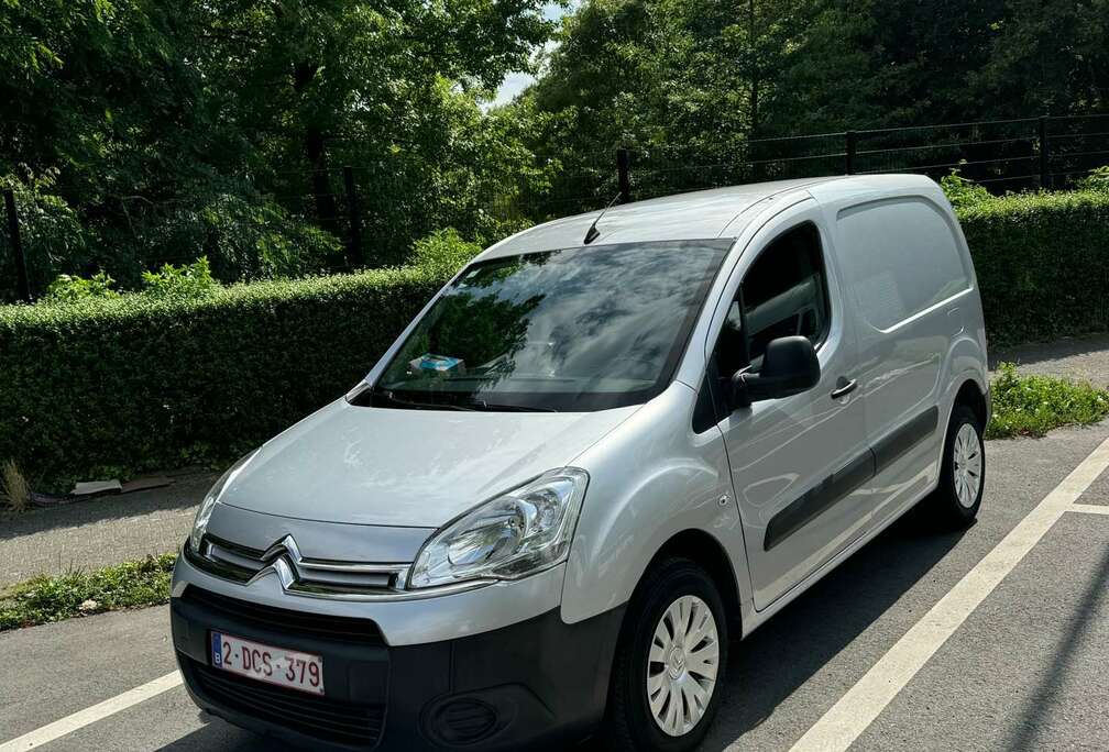 Citroen 1.6 HDi camionnette très propre Airco Navigation