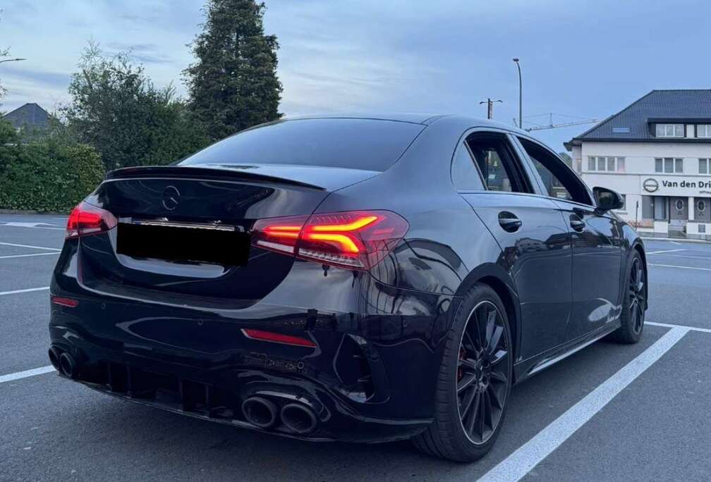 Mercedes-Benz (EU6AP)