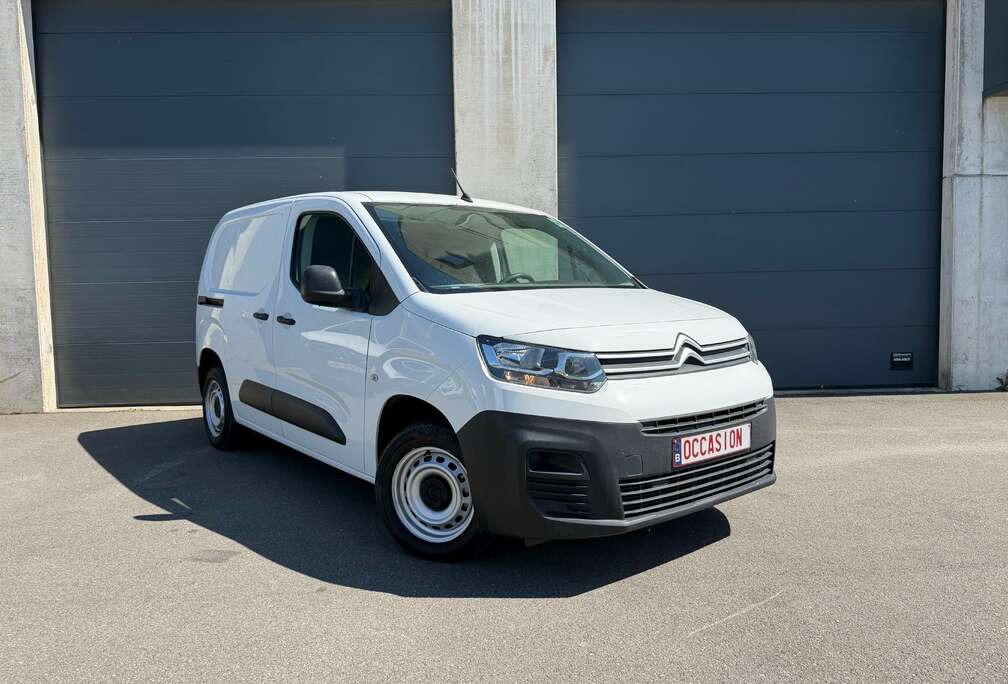 Citroen 1.5 BlueHDi M Light Club (6.2)