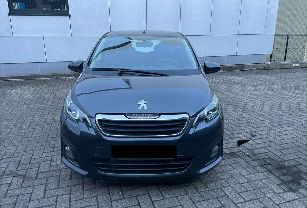 Peugeot 1.2 PureTech Top Allure