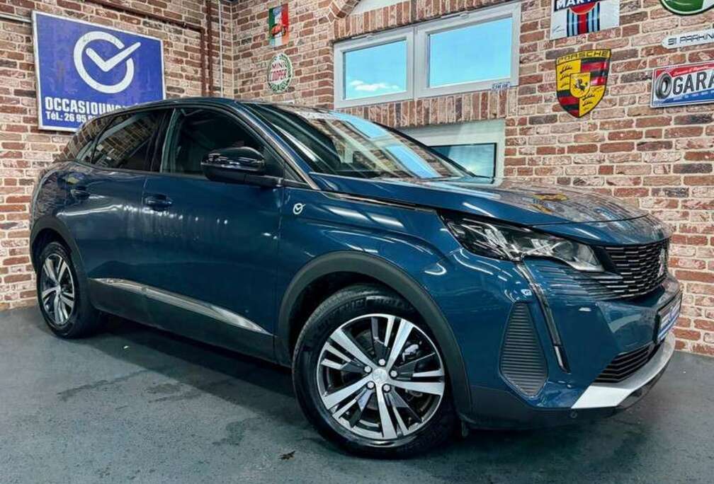 Peugeot 3008 1.6 Hybride 150cv Auto ALLURE