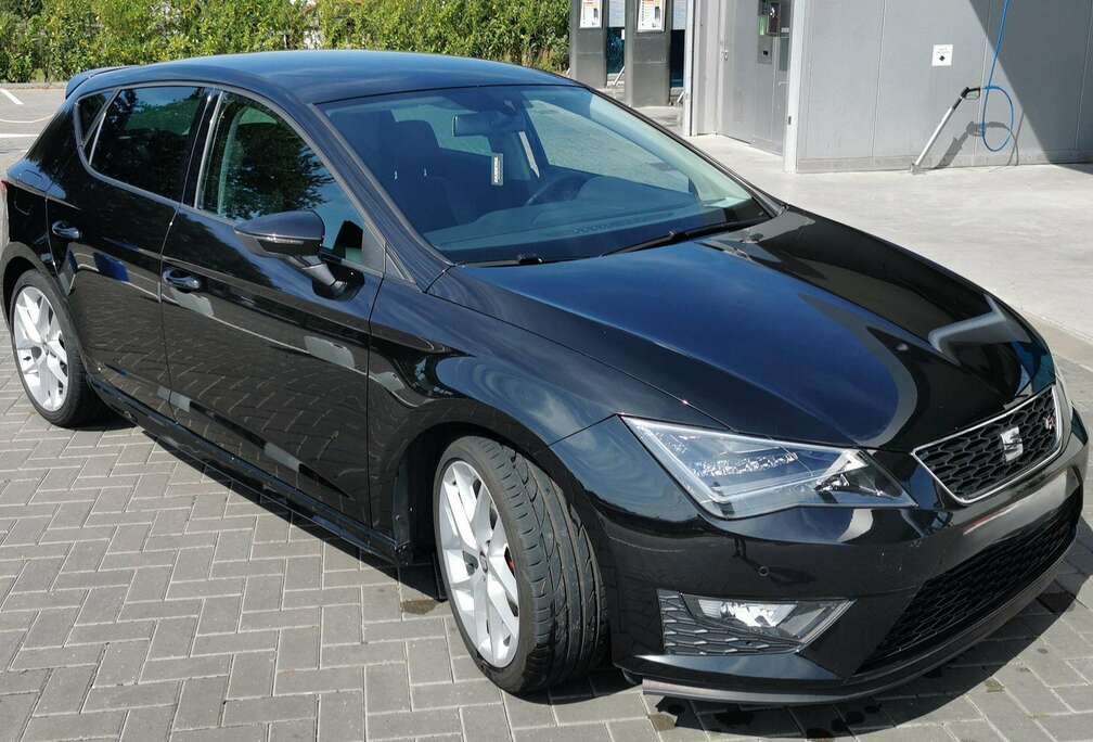 SEAT Leon 1.4 TSI FR ACT DSG