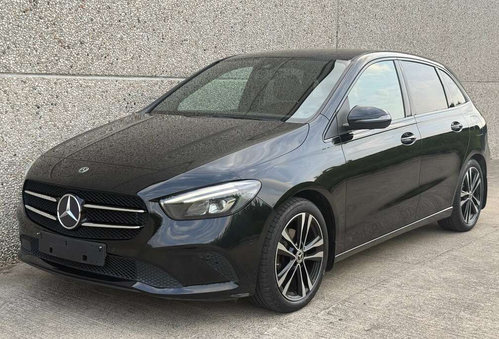 Mercedes-Benz B 180 Business Solution AMG