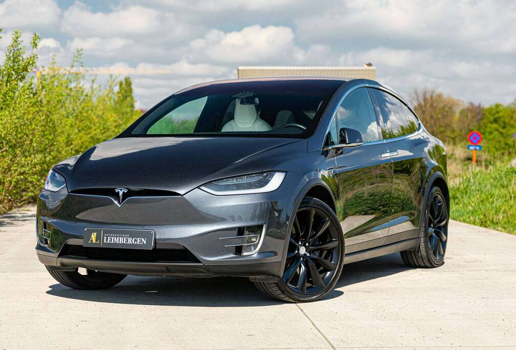 Tesla 100D (100 kWh) Dual Motor / 6-seats / 22 Inch Onyx Wheels / White Interior / Autopilot / Air Susp