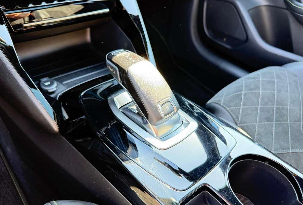Peugeot 1.2i PureTech GT