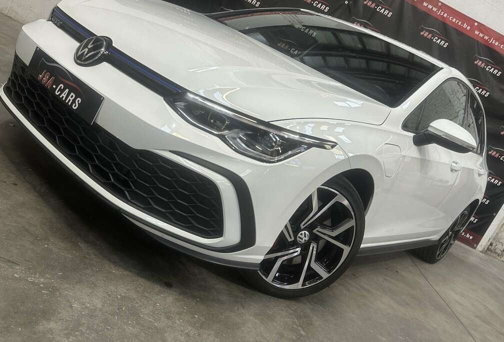 Volkswagen Golf 1.4 eHybrid PHEV GTE OPF DSG (180 kW)