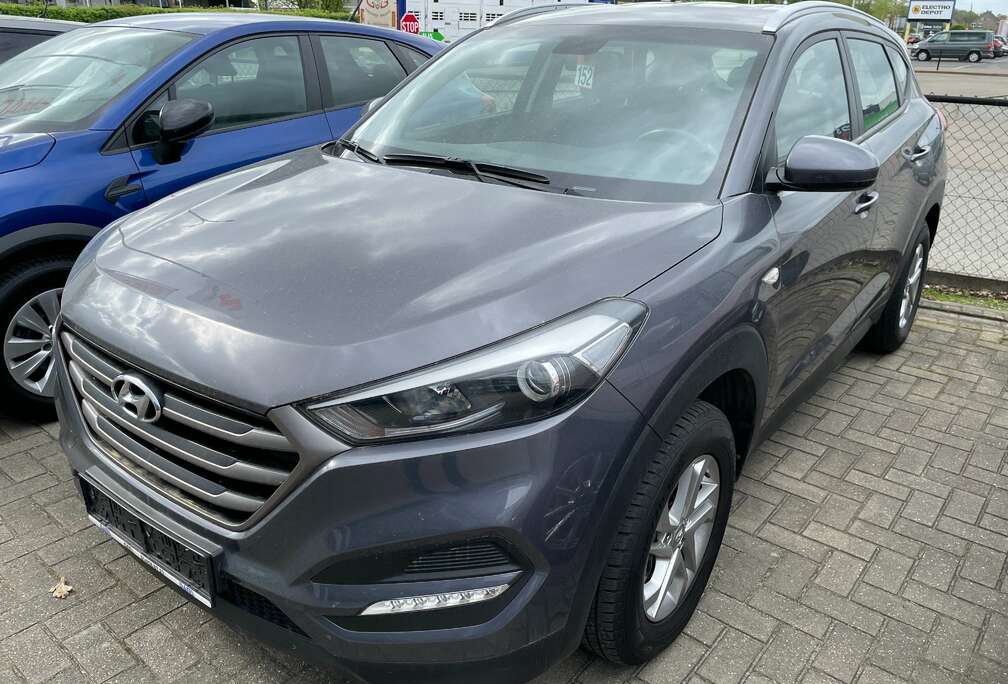 Hyundai 1.6 GDi 2WD Launch Edition ISG