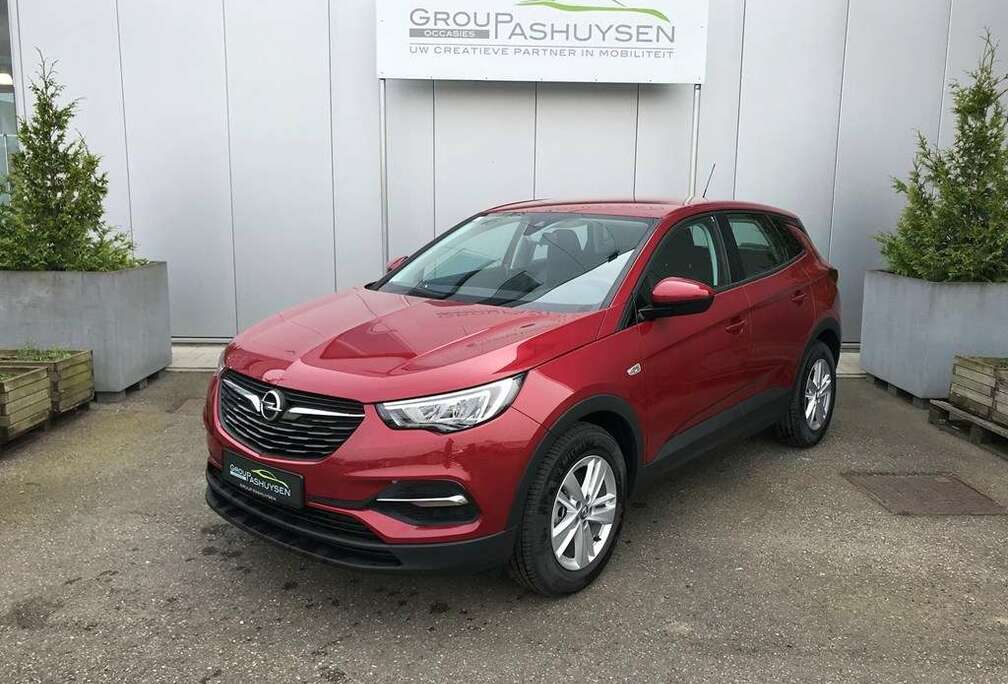 Opel Edition Turbo 1.2cc 131pk Automaat