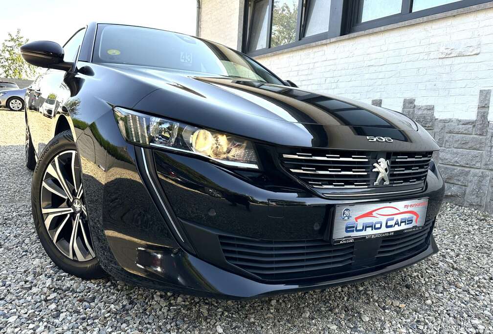 Peugeot 1.5 BlueHDi Allure XENON CUIR NAVI CARPLAY CAM