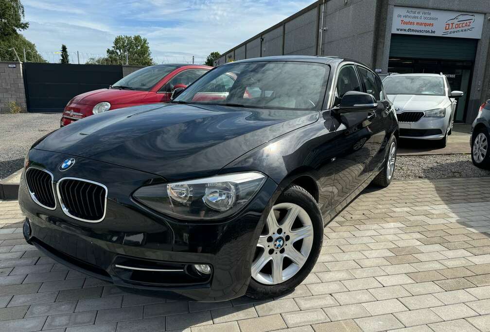 BMW 118iA Sport Line