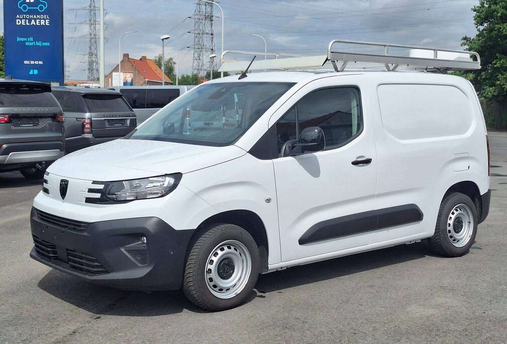 Peugeot 1.5 BlueHDi 2025 3zit carplay (15289Netto+Btw/Tva)