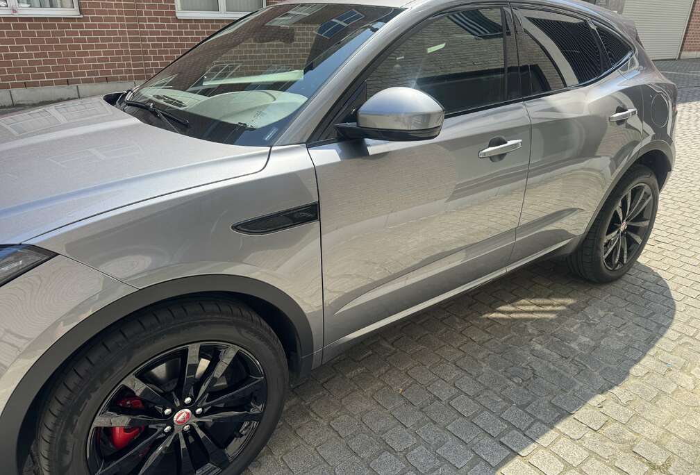 Jaguar PHEV 1.5 T AWD P300e R-Dynamic SE
