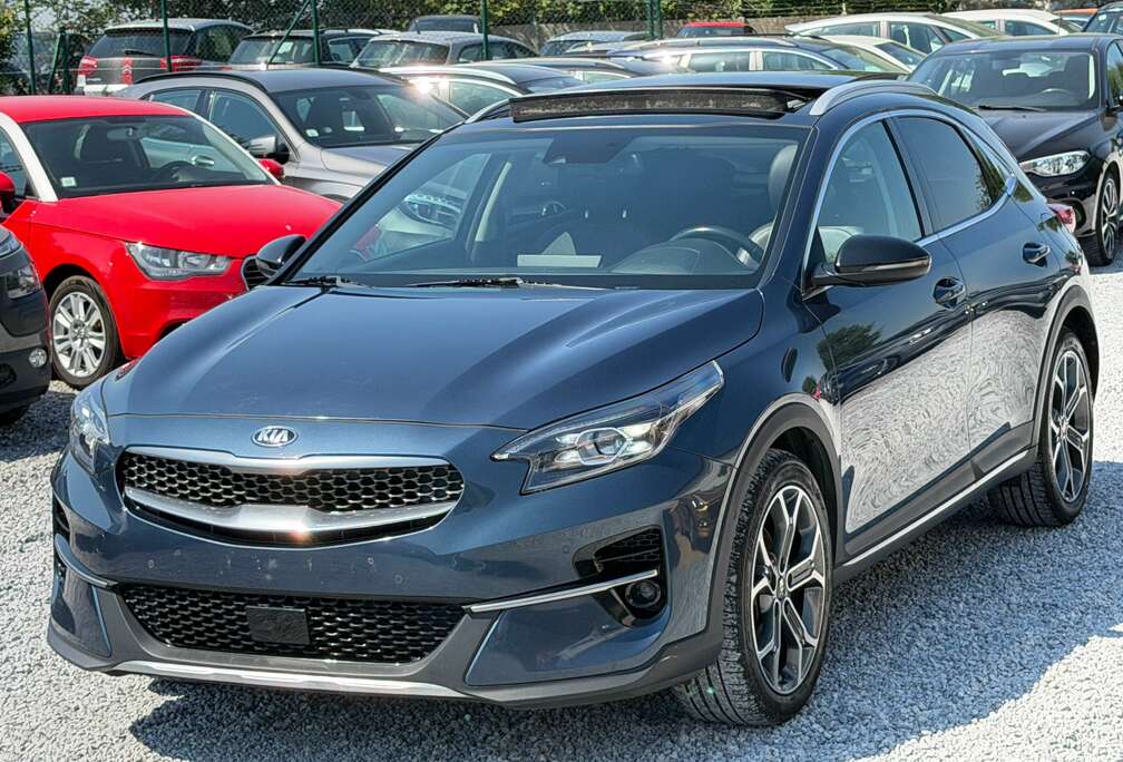 Kia 1.6 CRDi - Automatique - Toit Panoramique - Full Options