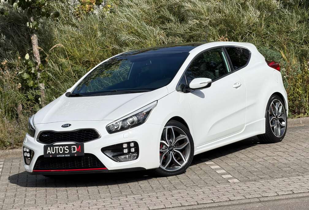 Kia Pro_Cee\'d GT 1.6 T-GDi GT Sense Half Leder/Alcantara, Open/pano.dak, Navi,Camara,Airco,PDC A