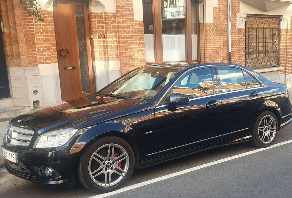 Mercedes-Benz C 180 CGI BlueEFFICIENCY Avantgarde