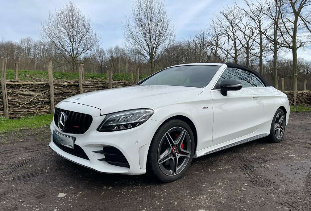 Mercedes-Benz C 180 Cabrio 9G-TRONIC AMG Line