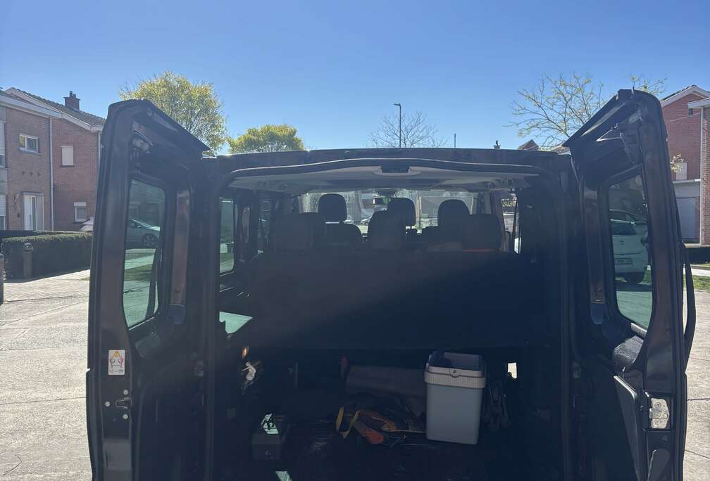 Renault 2.5 dCi 27 L1H1