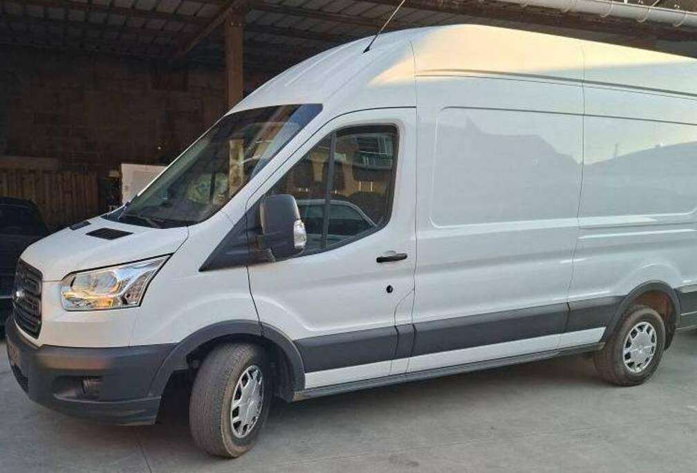 Ford 2.0 TDCi L3H3 AWD Trend