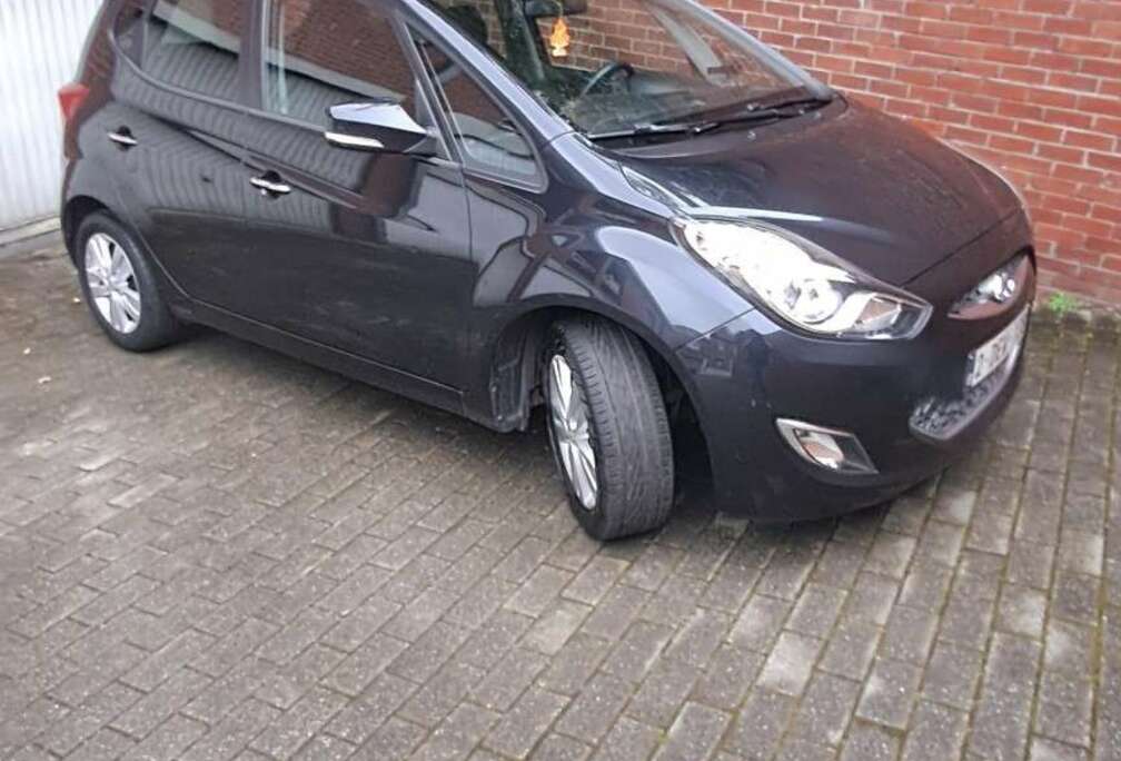 Hyundai 1.4 crdi Style 90cv