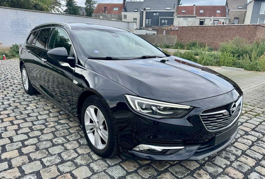 Opel Insigna Sport  1.5i 137000 km Cuir Xenon Gps Carnet