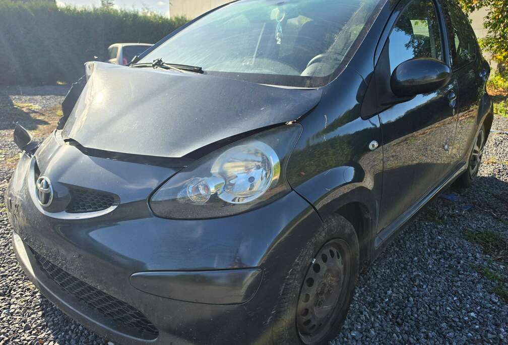 Toyota Aygo 1.0i VVT-i 5 porte
