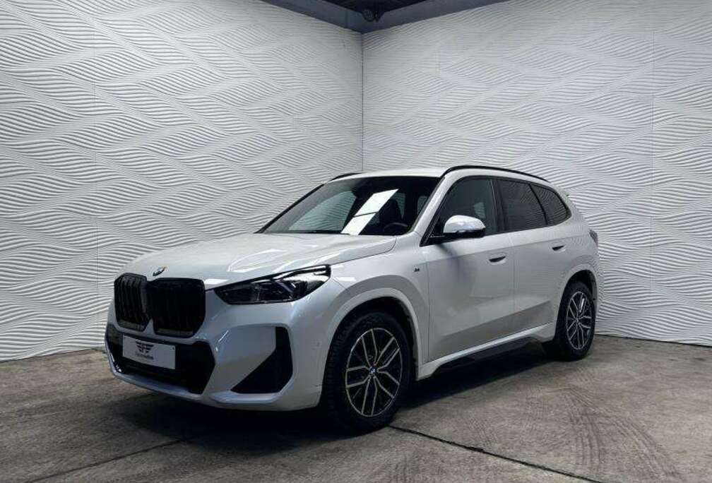 BMW 18i*AUT*M-SPORT*M-ONDERSTEL*ZTLVRW.*LED*