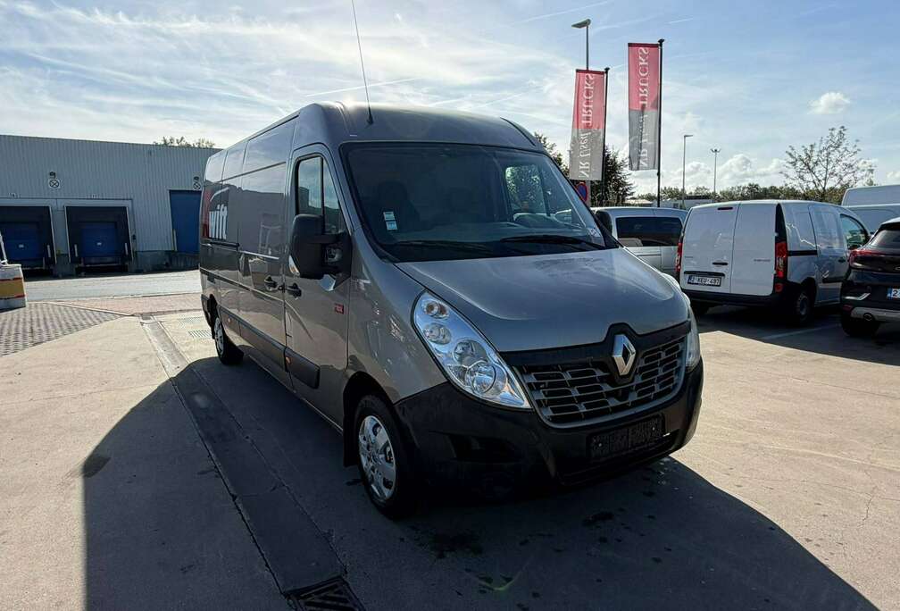 Renault (Stock ID 31739)